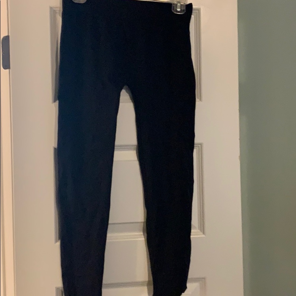 Black leggings
